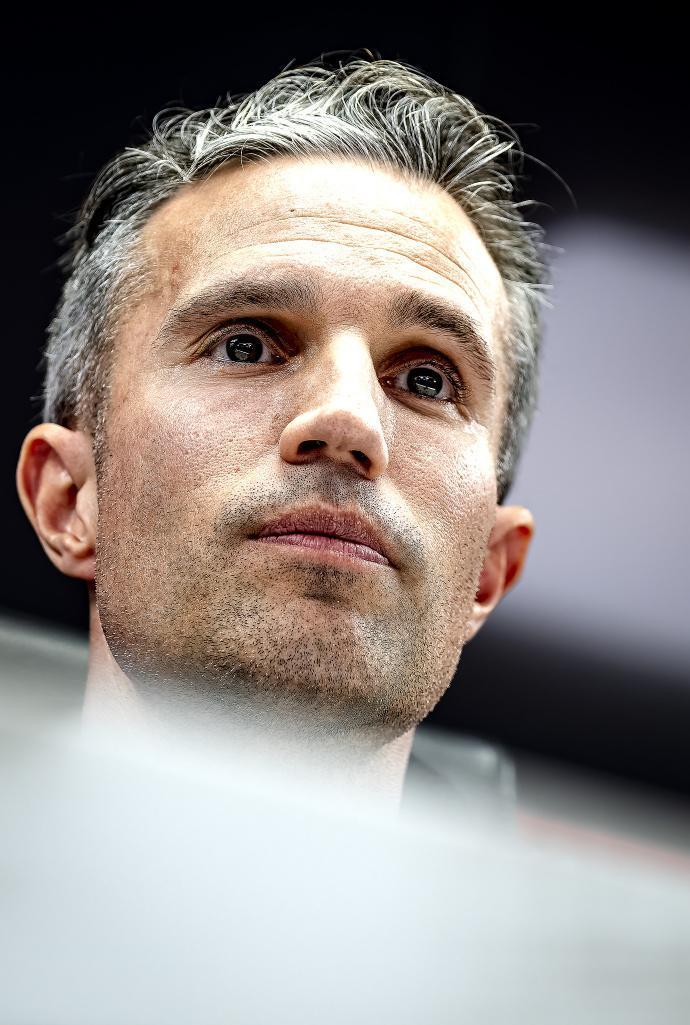 包含窗口期费耶诺德调整名单以备足总杯，防线松动环节打磨，质疑声仍在，医务组通报恢复的词条-乐鱼官方网站