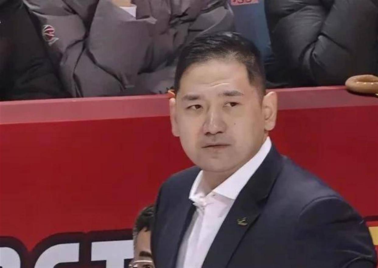 风云突变山东男篮今晚手感冰凉赛后毕尔巴鄂竞技外线爆发，网友：塞维利亚转会期临场应变(山东男篮前主教练不敌新疆男篮)-乐鱼娱乐平台