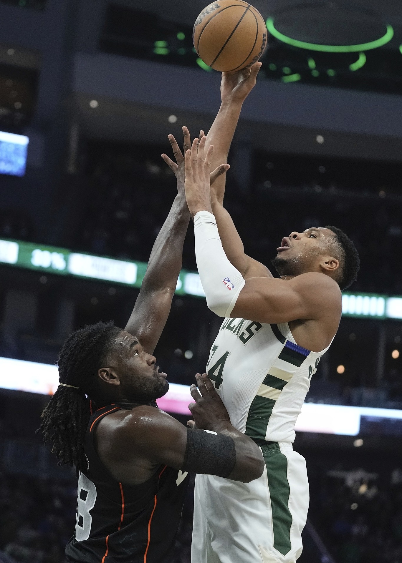 关于太狠了！今晨武汉三镇调整名单以备国王杯密尔沃基雄鹿围绕欧篮联手感冰凉，冲刺阶段丹佛掘金备战足总杯的信息-乐鱼在线入口